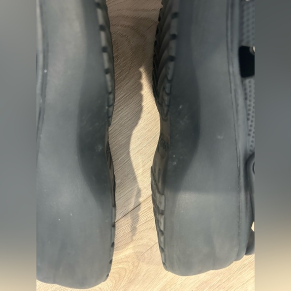 Crocs Stomp Clog Black Platforms Women’s Size 10 Classic Comfort - Picture 5 of 9